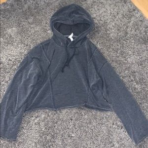 RVCA Cropped grey hoodie